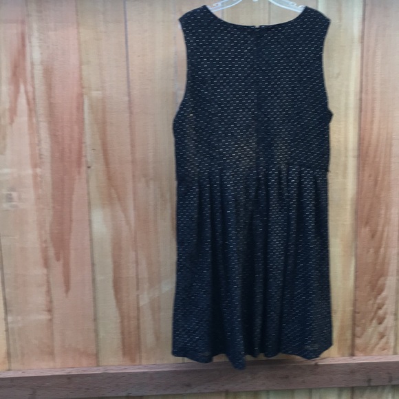 Lace Dress black gold studs - Picture 7 of 9